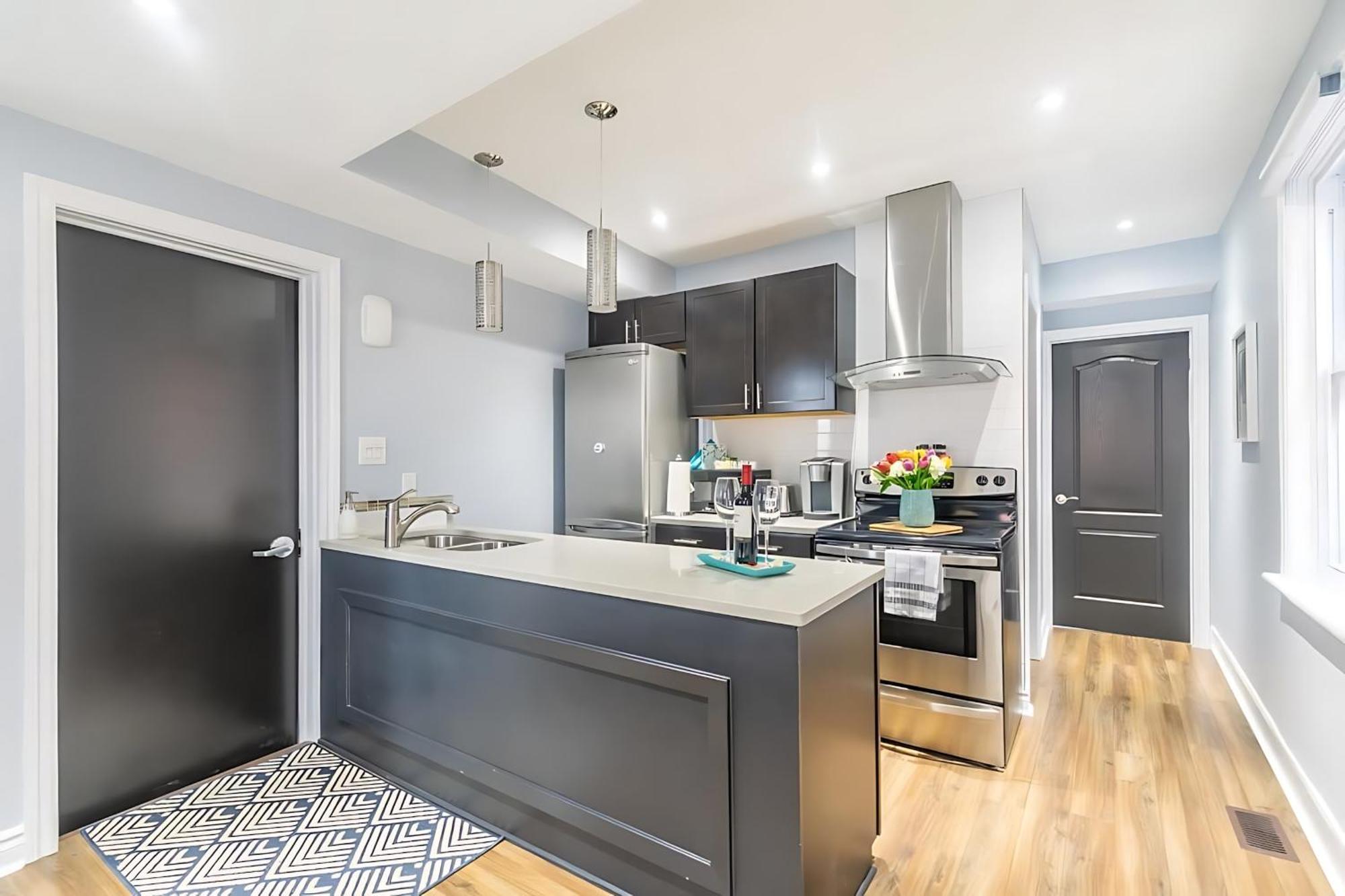 Pet Friendly - 1Br Newly Renovated Apartment Ottawa Exterior photo