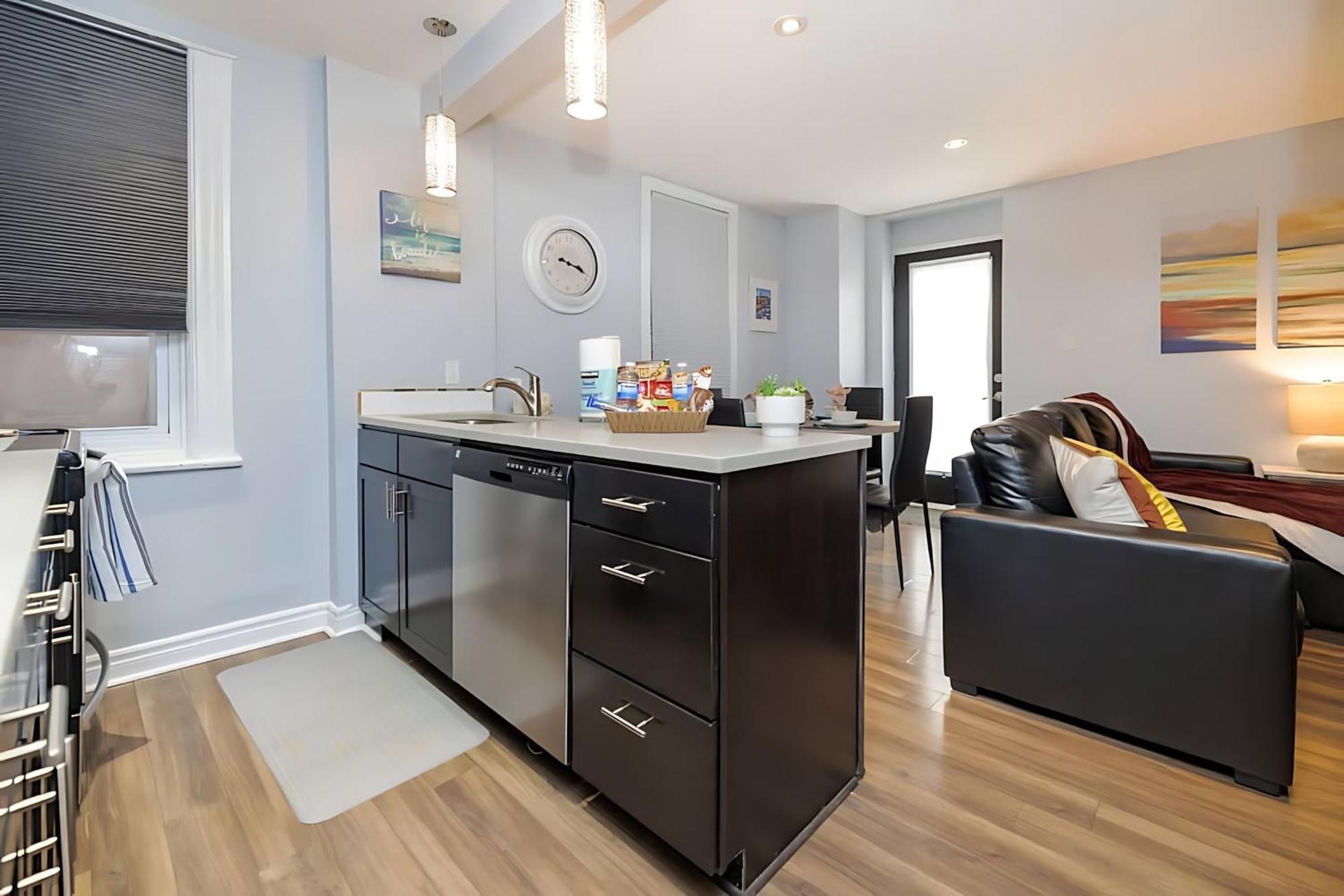 Pet Friendly - 1Br Newly Renovated Apartment Ottawa Exterior photo